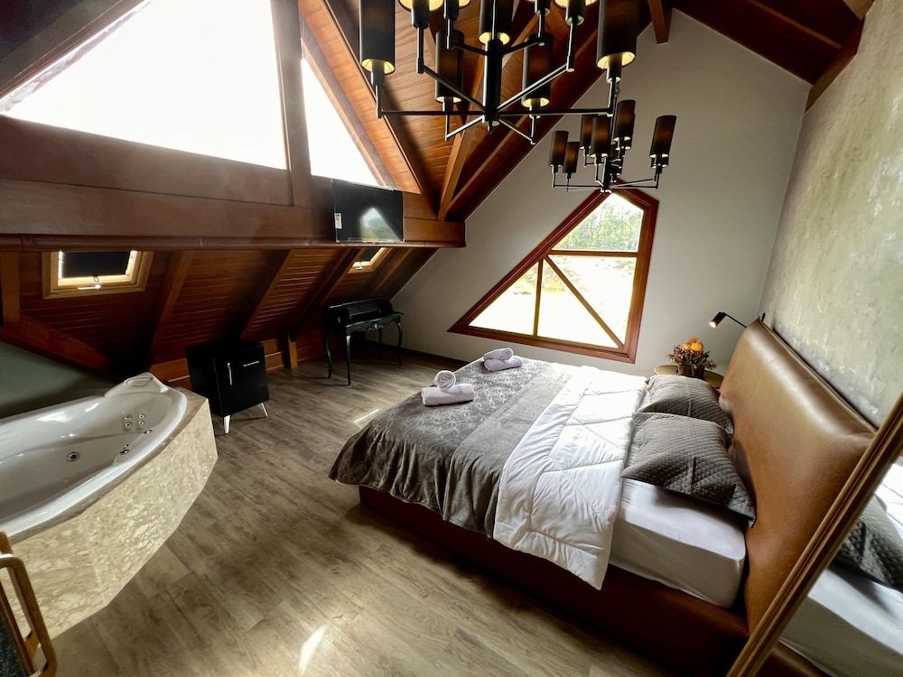 WoodStone Hotel Fazenda Deluxe Suite with Bath 17