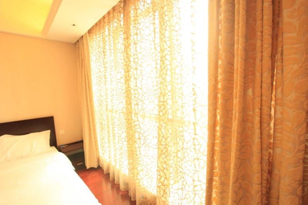 undefined Hangzhou Crystal Lemon Hotel 4