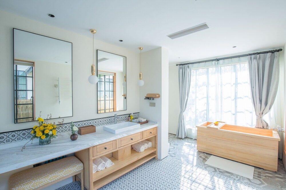 undefined Hangzhou Alor Valley 10