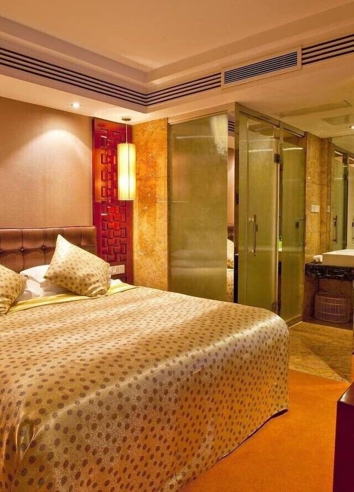 undefined Tieliu Business Hotel 2