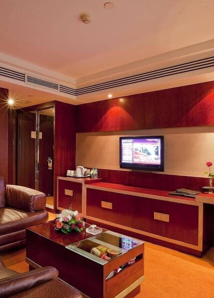 Tieliu Business Hotel Business Suite 3