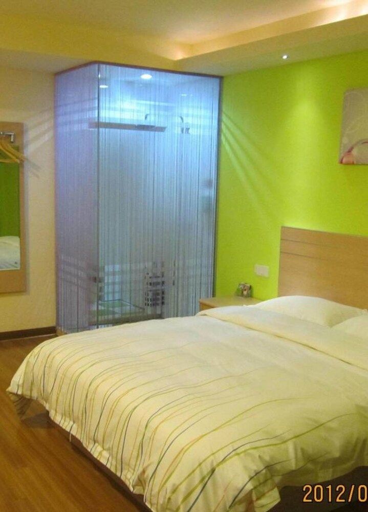 undefined Heng 8 Hotel Tonglu South Yingchun Road 3