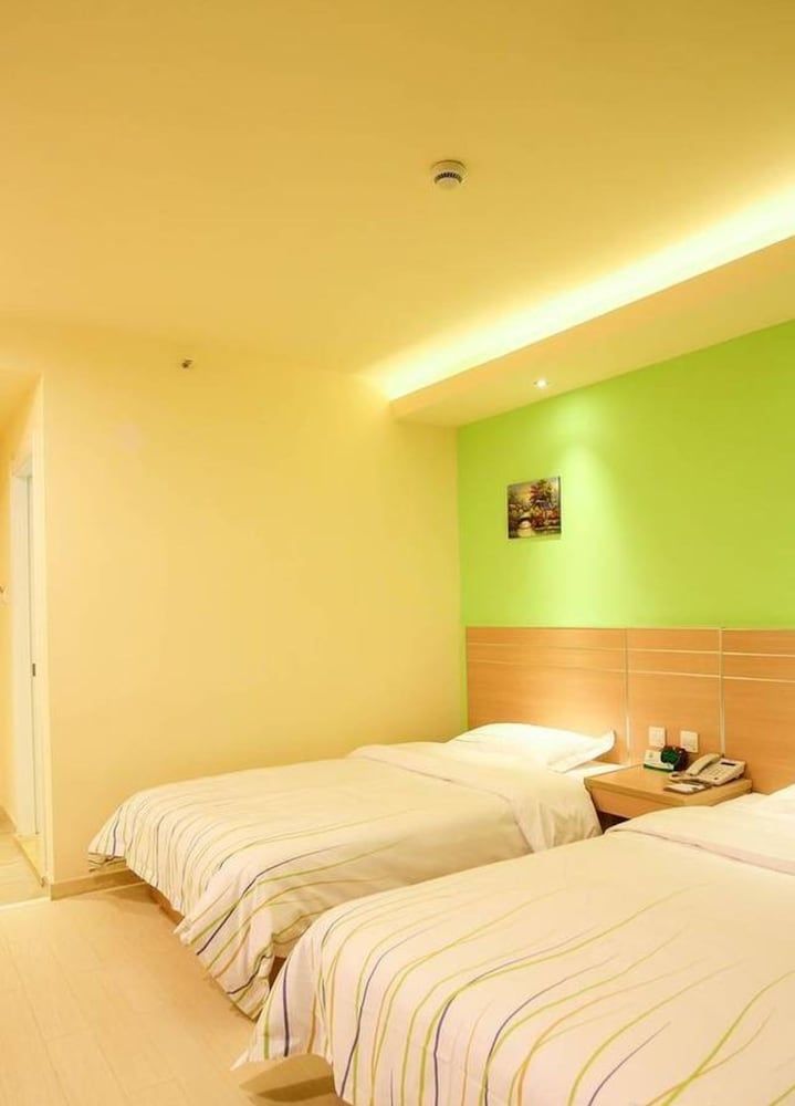 undefined Heng 8 Hotel Tonglu South Yingchun Road 2