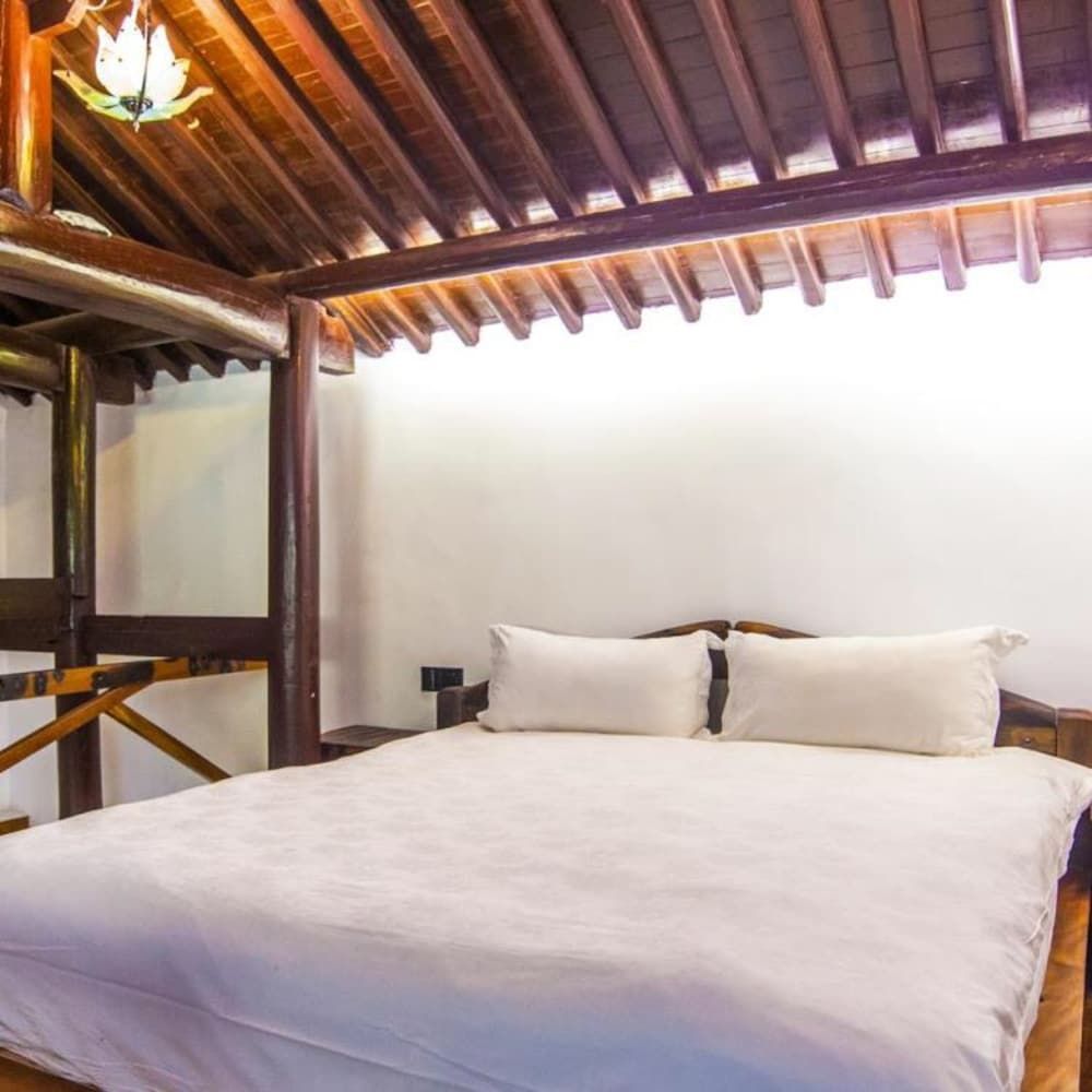 Lakeside Courtyard by JinSpecial Deluxe Double Room 4