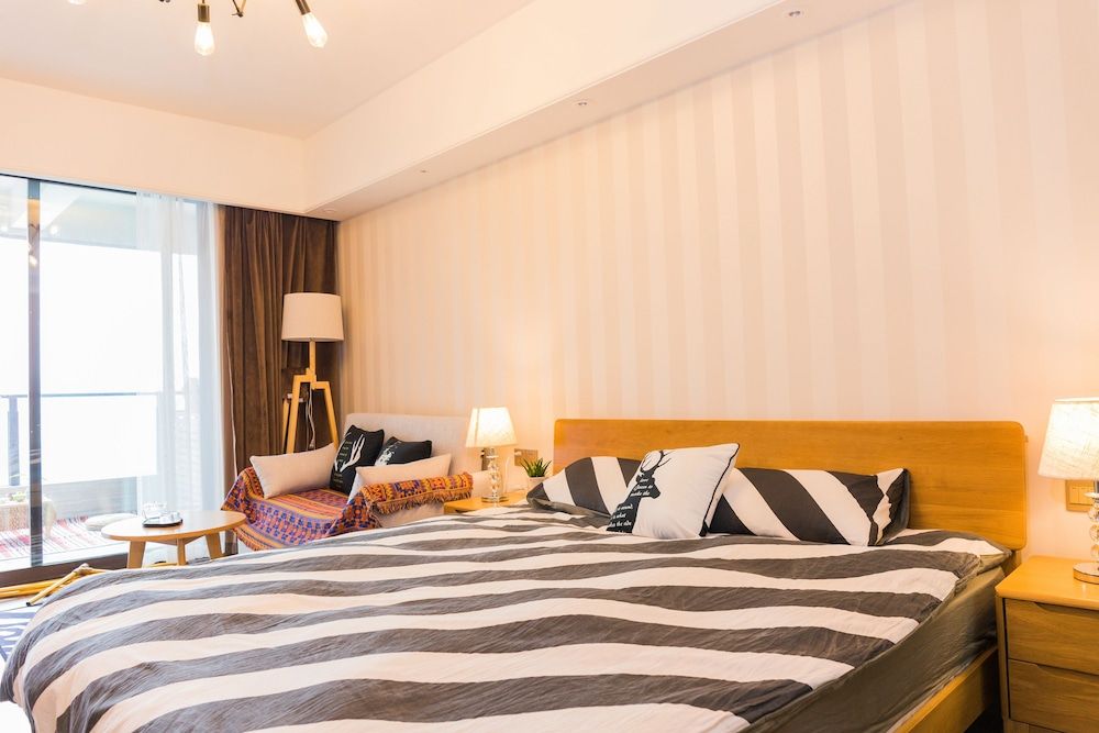 Design Apartment, Lake View