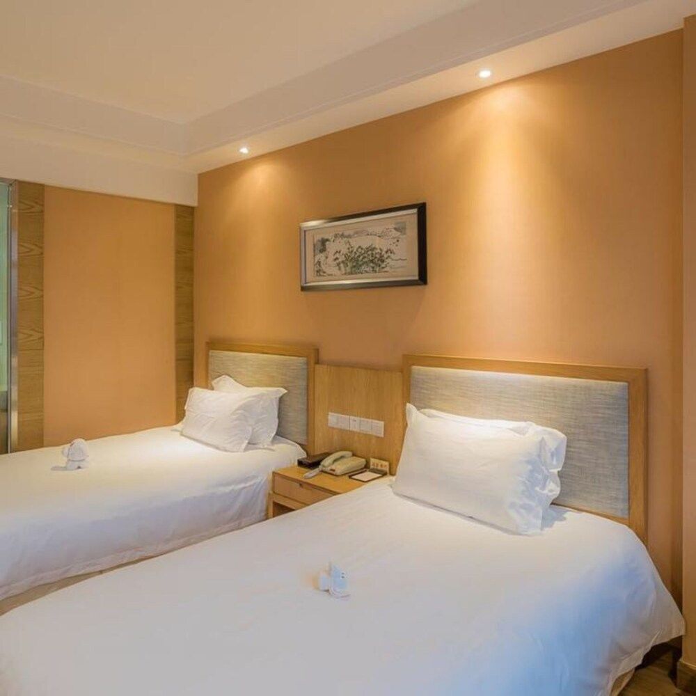 undefined ZTG Mingting Hotel Thousand Island Lake 9