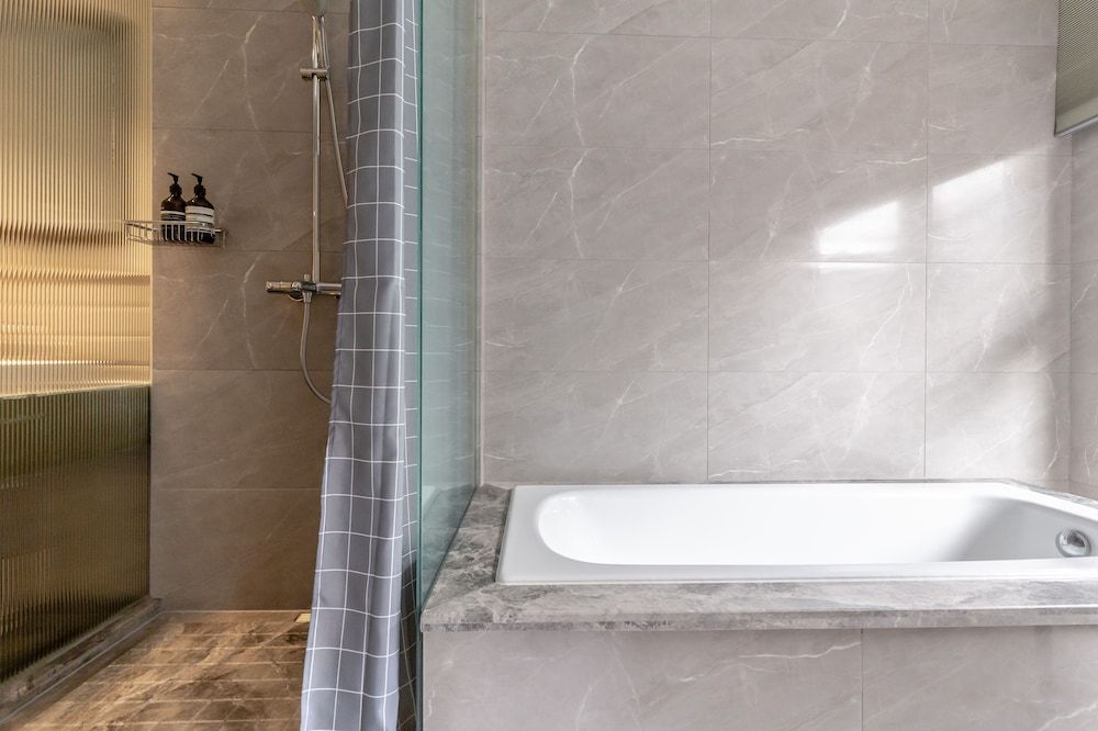 Cheng Zhai Superior Double Room 4