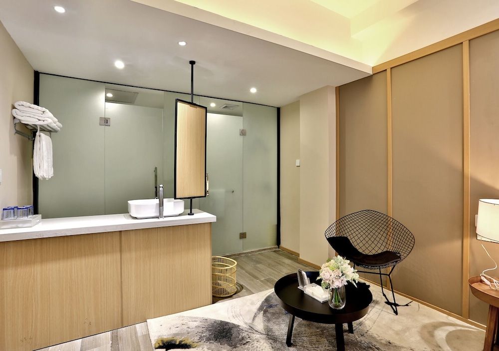 undefined Yuyou Hotel 5