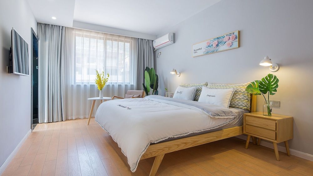 undefined Floral Hotel Suya Thousand Islet Lake 2