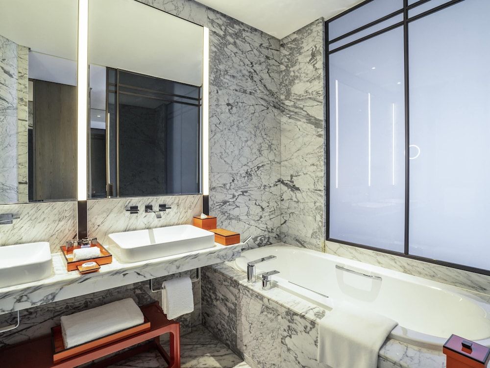 undefined Sofitel Hangzhou Yingguan Hotel 7