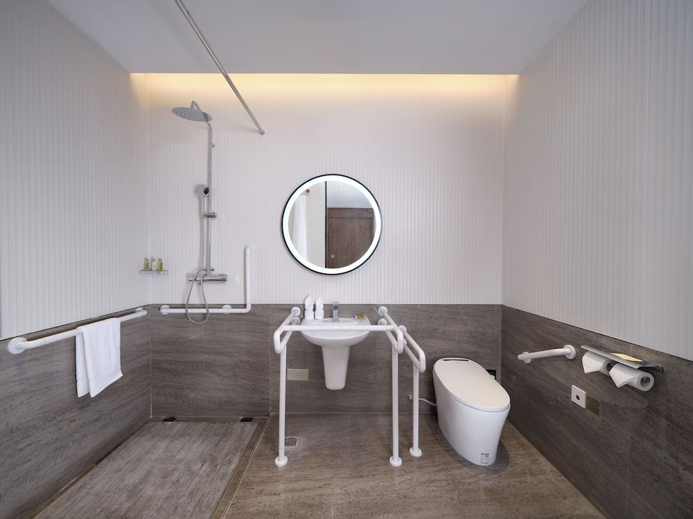 Hilton Garden Inn Hangzhou Xixi Zijingang Room, 1 King Bed, Accessible 2