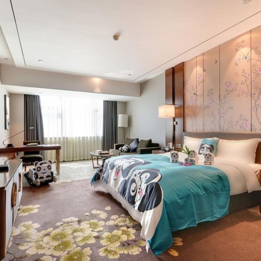 Family Room (A)