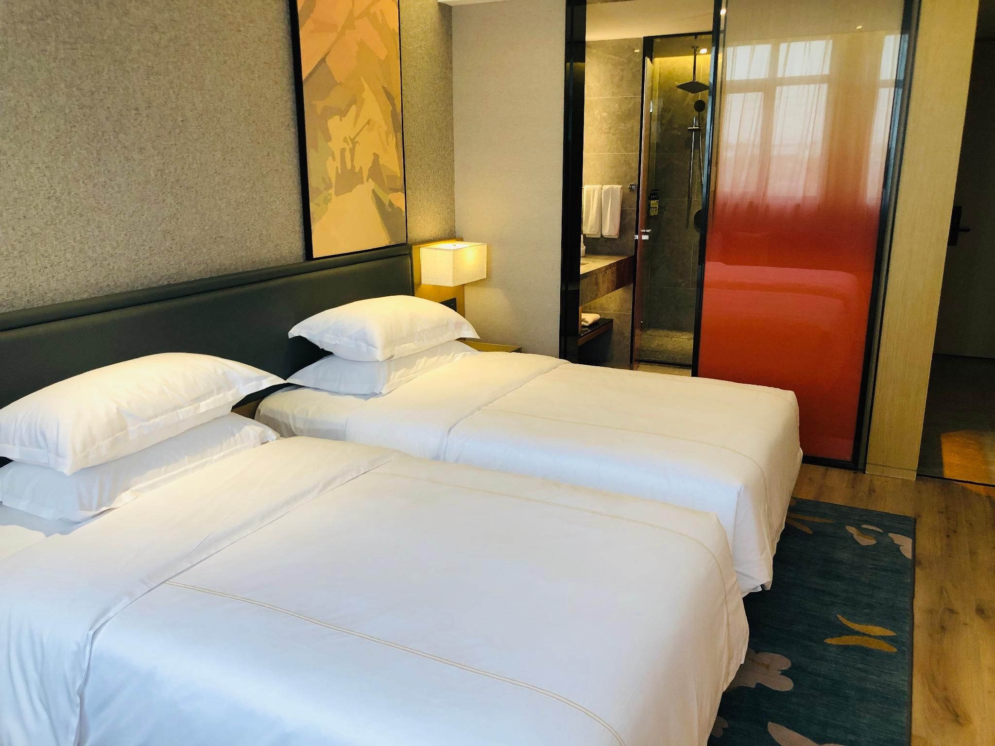 Twin Bussiness Room