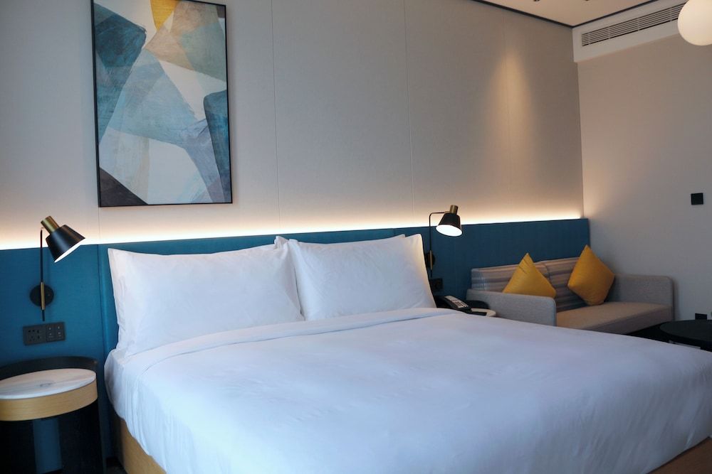 Superior Room, 1 King Bed