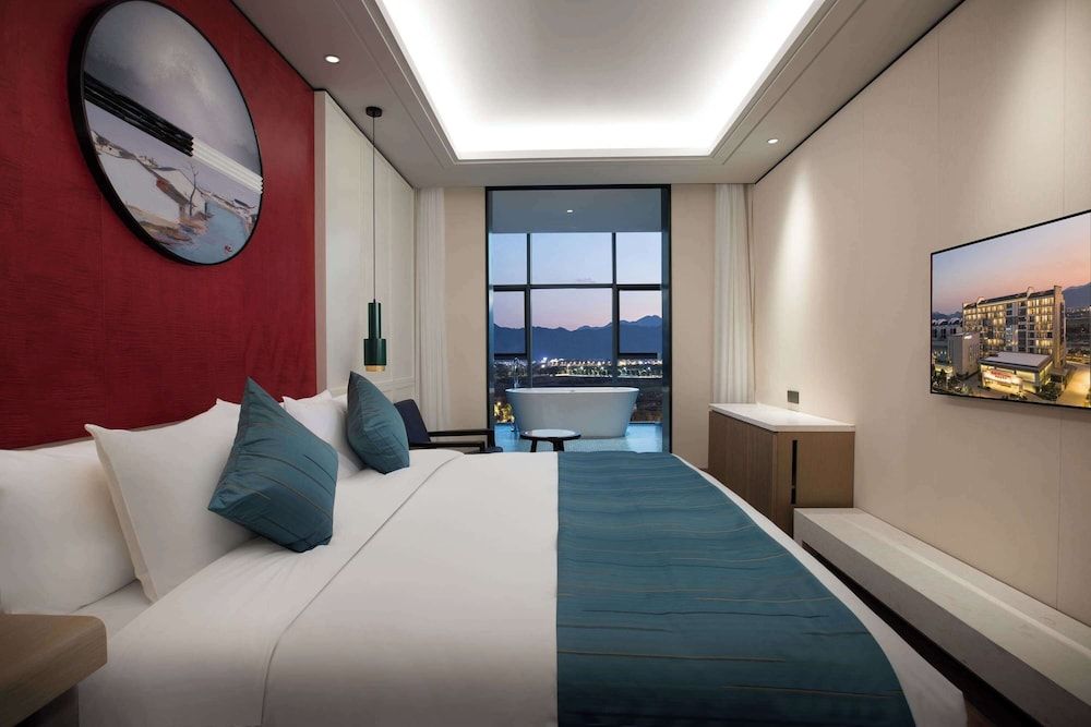 Room, 1 King Bed, Smoking, Mountain View (Feature Theme and river view)