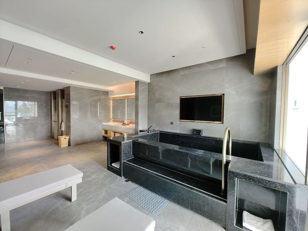 Grand Presidential Duplex Suite