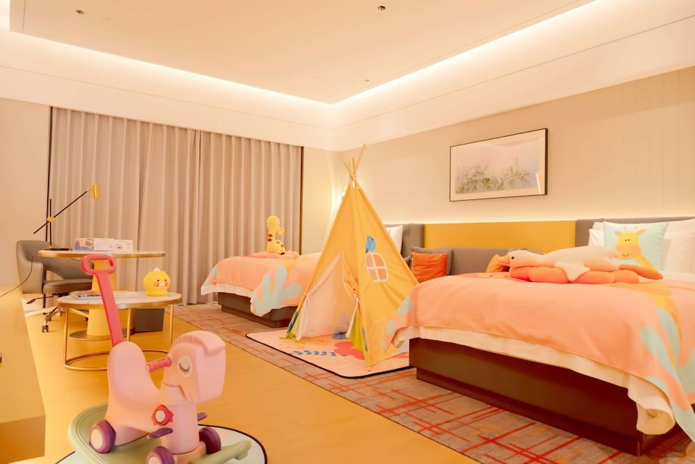 Room, 2 Double Beds, Garden View (Pink Lion Themed)