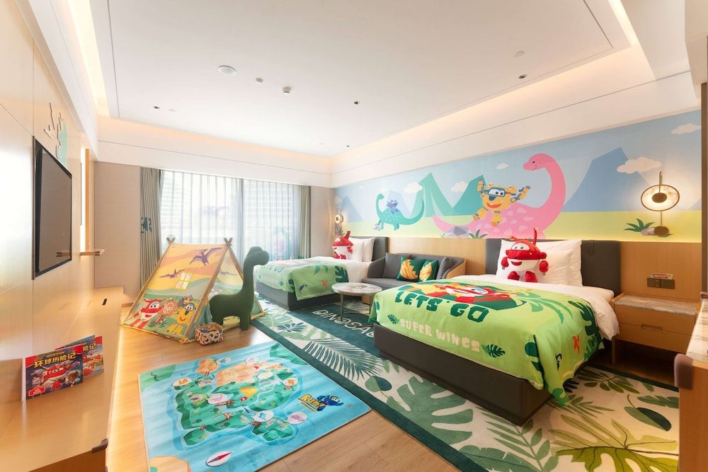 Room, 2 Double Beds, Garden View (Dinosaur Themed)