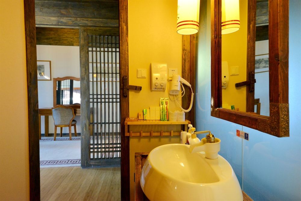 Lijiang Shuhe Youyiju Private Club Duplex (JING) 5