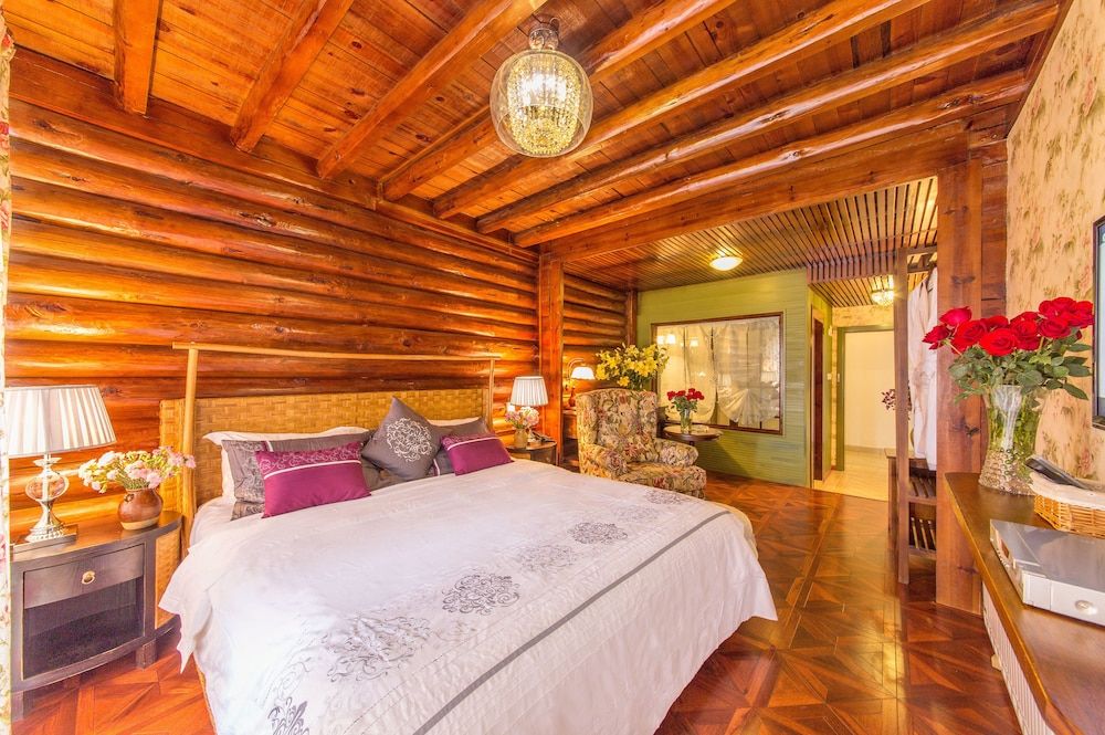 Double Room with Lake View(3 Floor)
