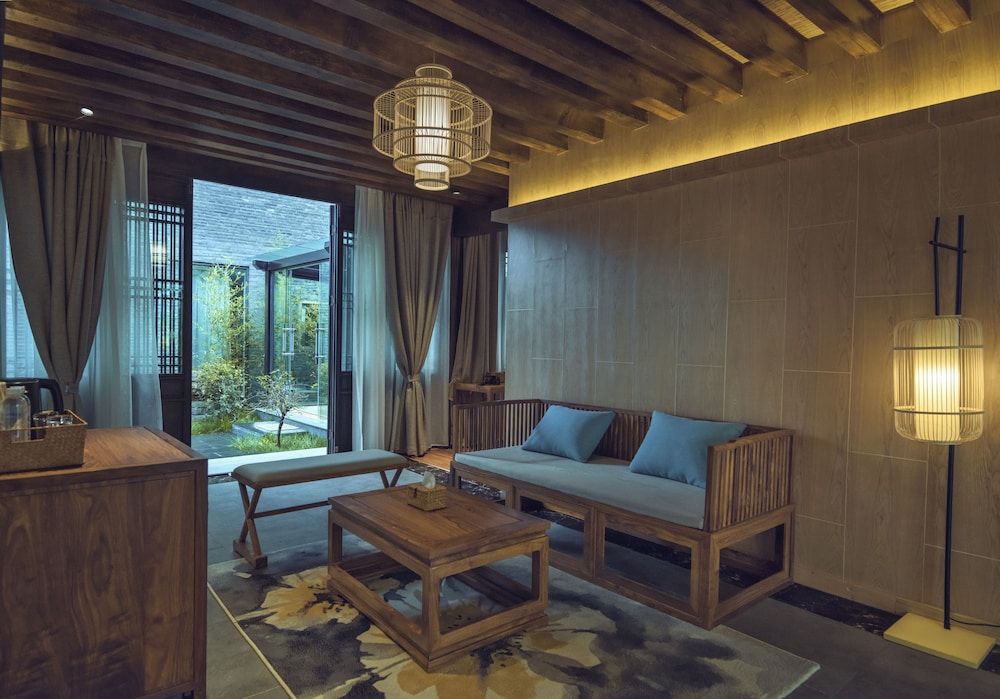 Deluxe Double Room, Garden View