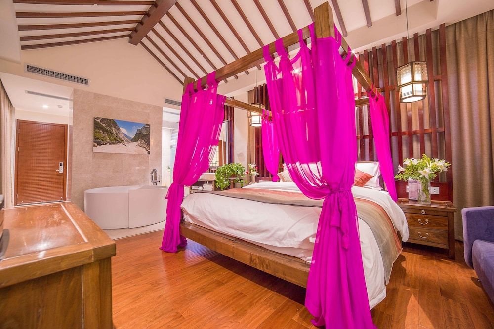 Li Jiang Tang Feng Yard No.4 Signature Double Room 12