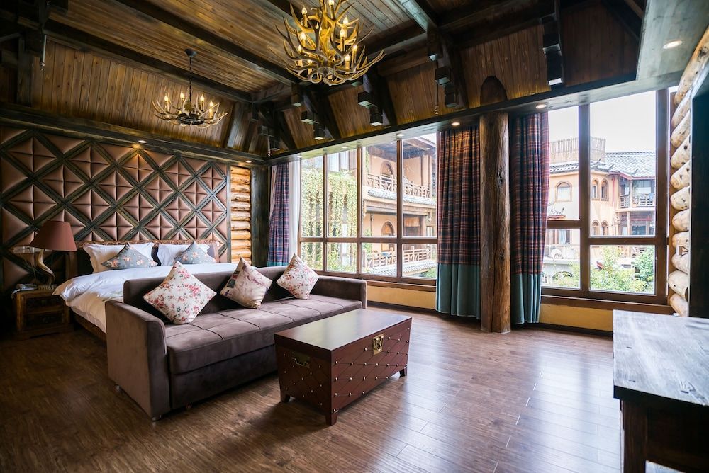 The Ritz-Man Boutique Inn Lijiang Deluxe Room