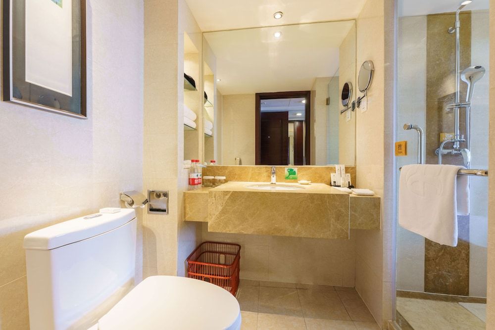 Oasis Grand Hotel