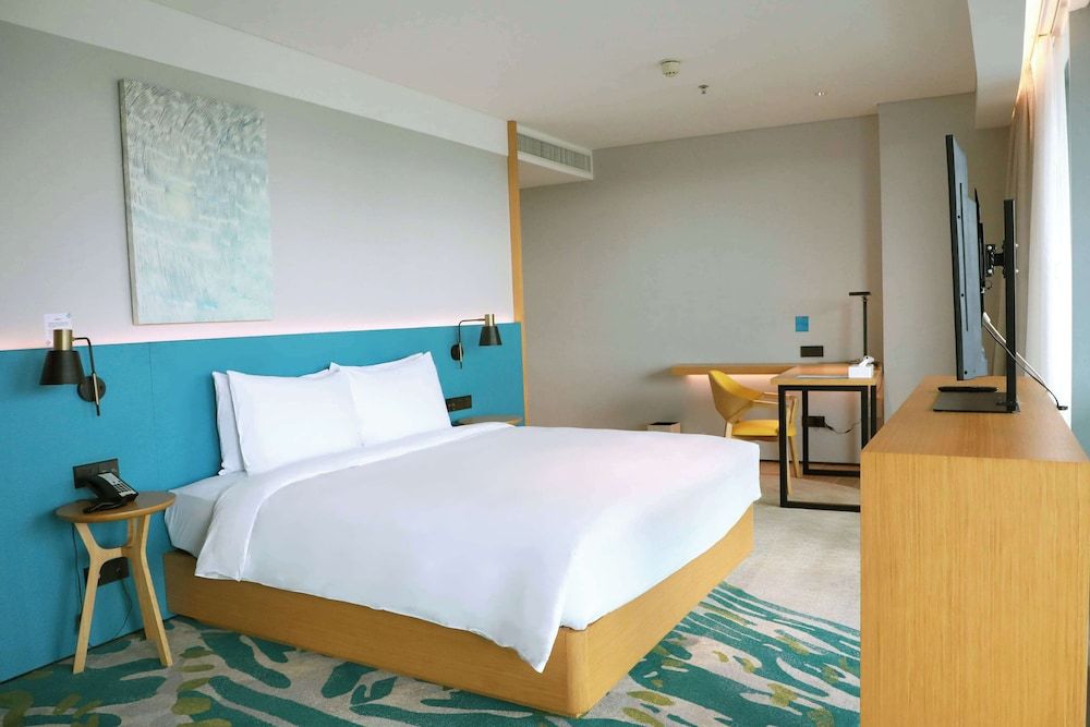 Deluxe Room, 1 King Bed
