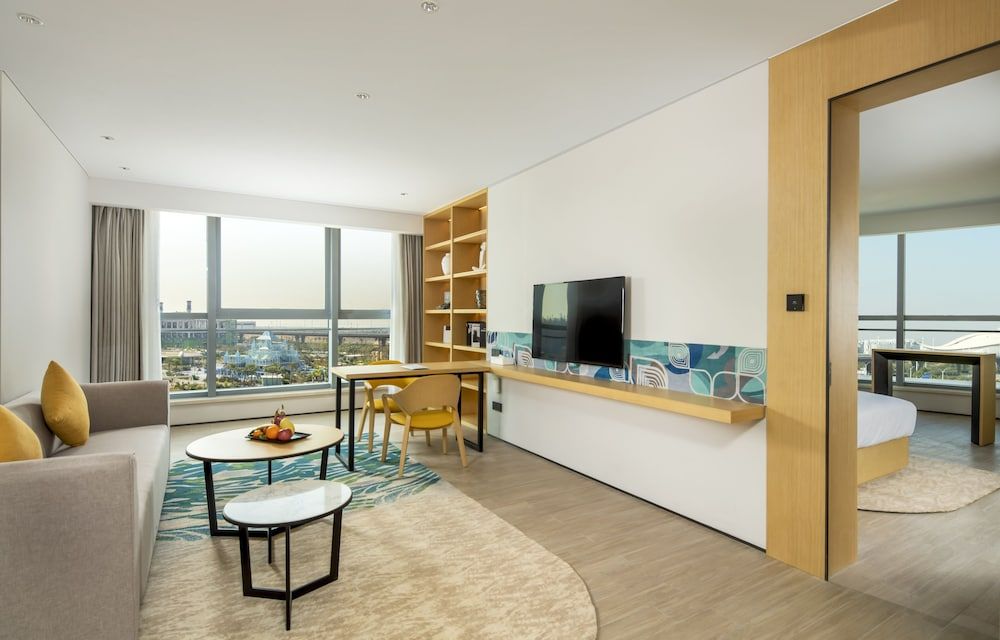 Deluxe Suite, 1 King Bed