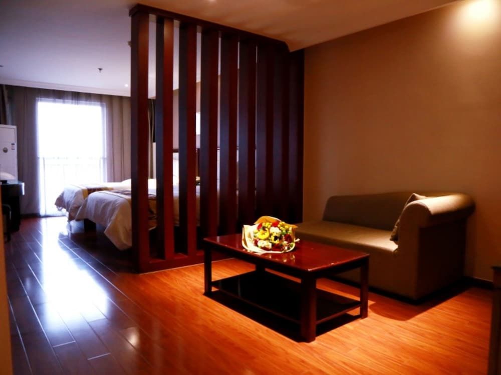 GreenTree Inn Jinan Gaoxin District International Convention Centre Hotel Superior Room, 1 King Bed 4