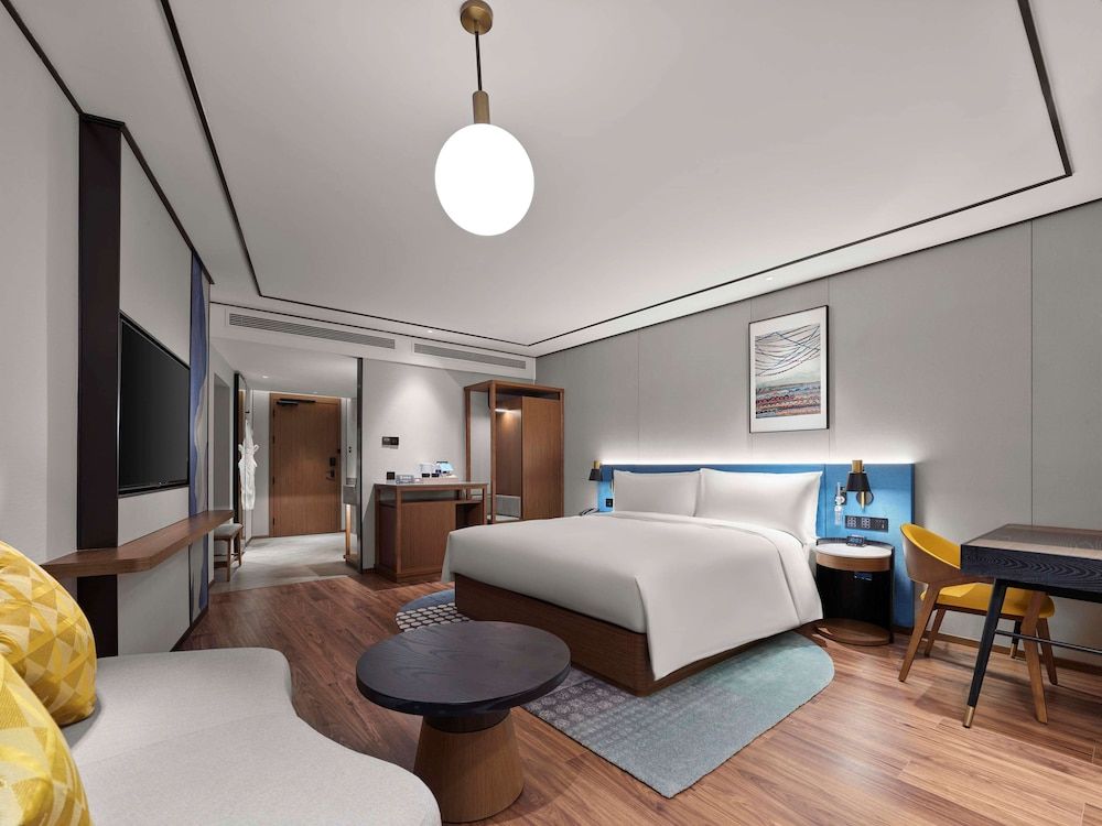 Superior Room, 1 King Bed