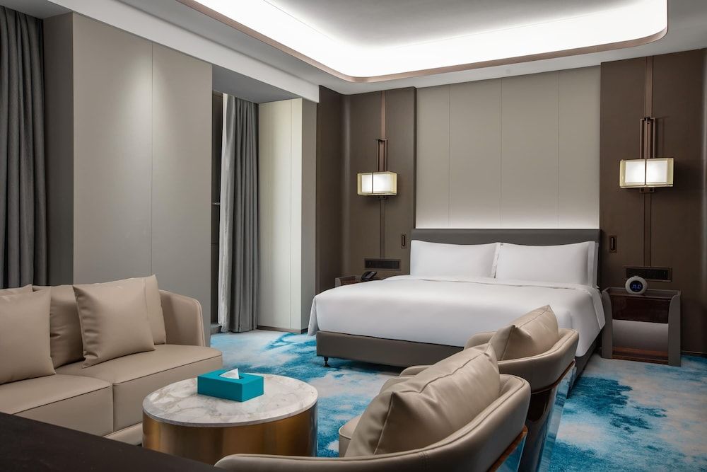 Superior King Room