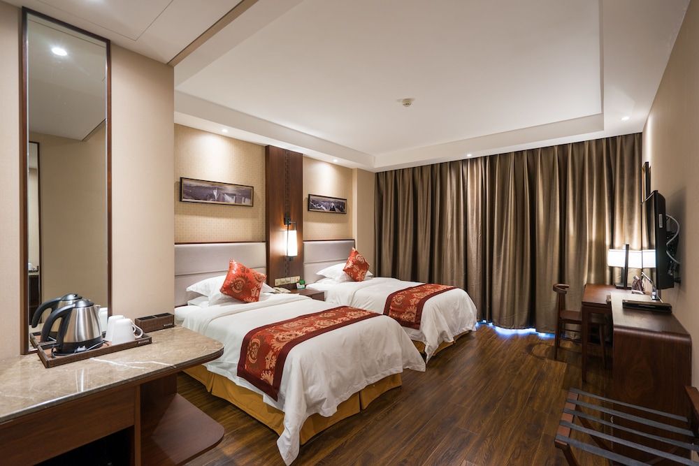 undefined Redwall Hotel 2