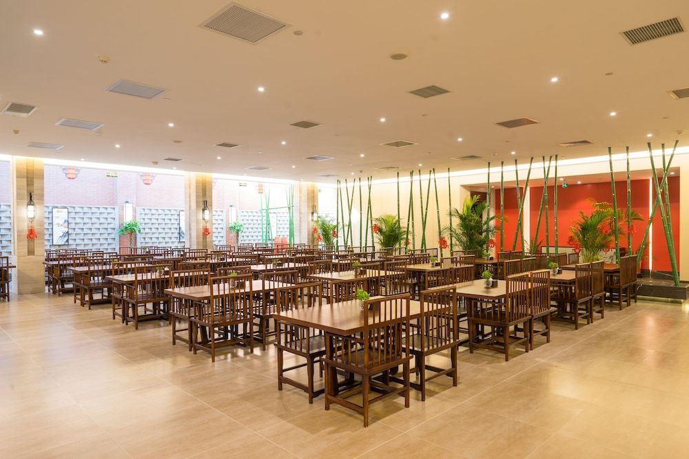 undefined Redwall Hotel 10