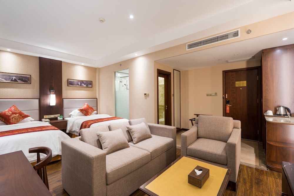 undefined Redwall Hotel 6