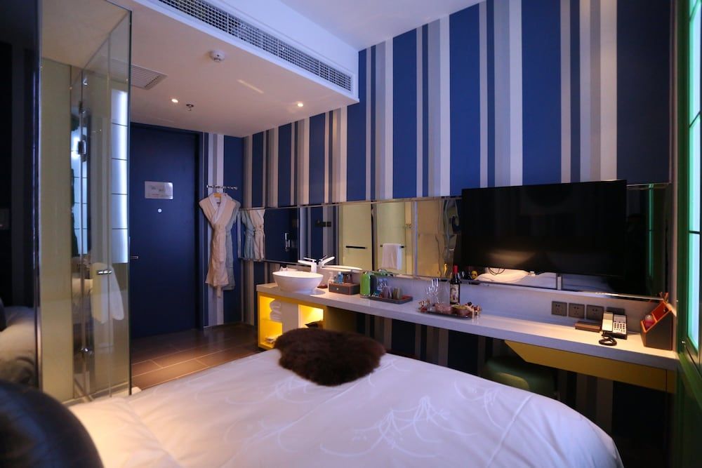 R-Kiss Signature Double Room, No Windows 10