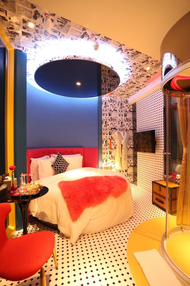 R-Kiss Signature Double Room, No Windows 4
