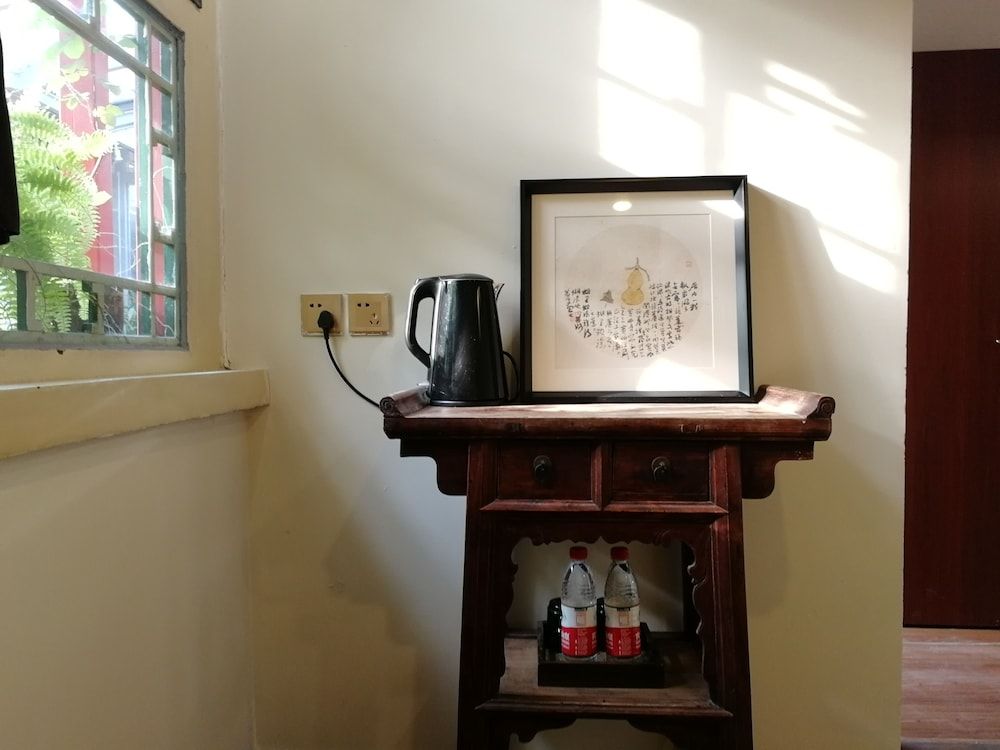 Fly By Knight Courtyard Hotel Exclusive Twin Room 3