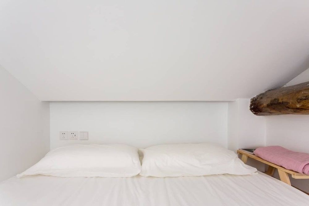 undefined Yichao Yard Inn Hutong 8