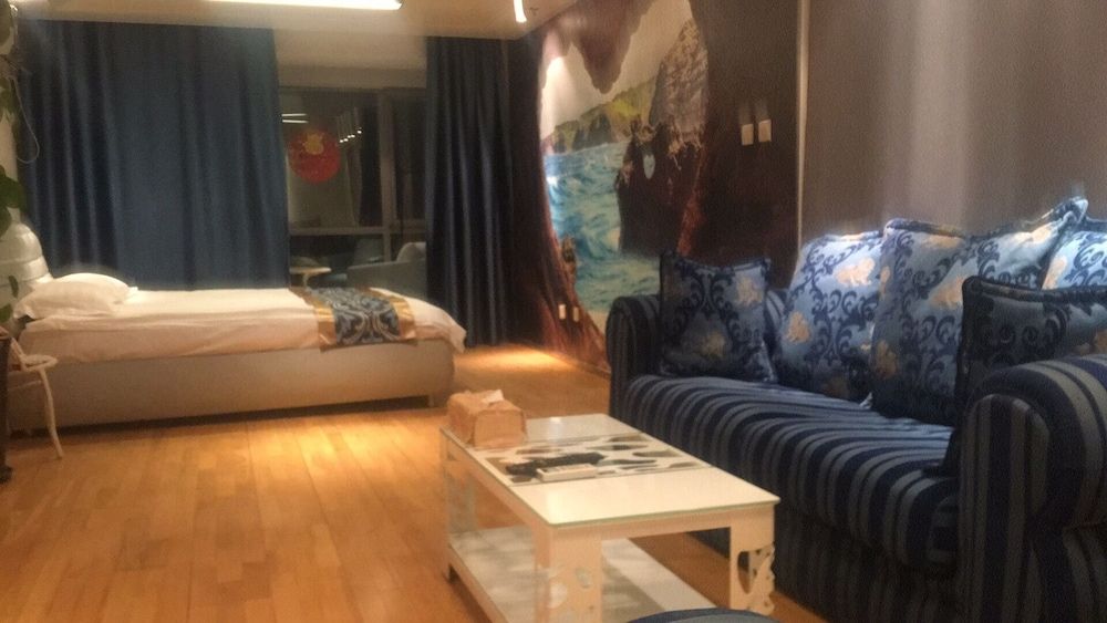 Design Double Room, 1 Queen Bed