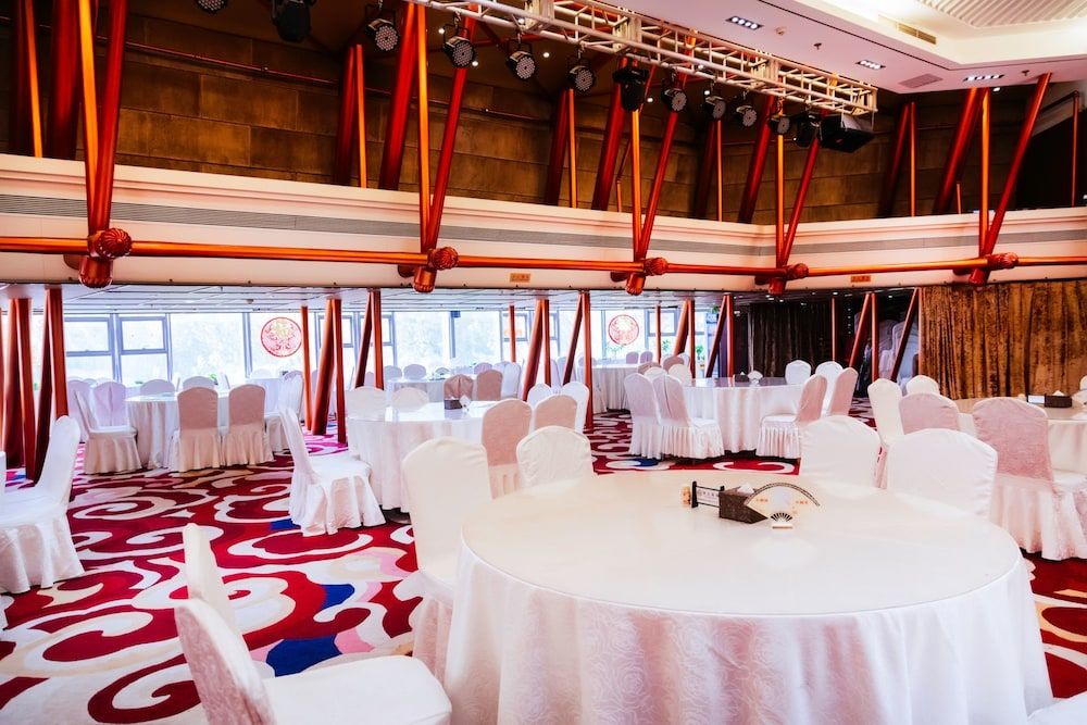 undefined Golden Oasis Hotel 9