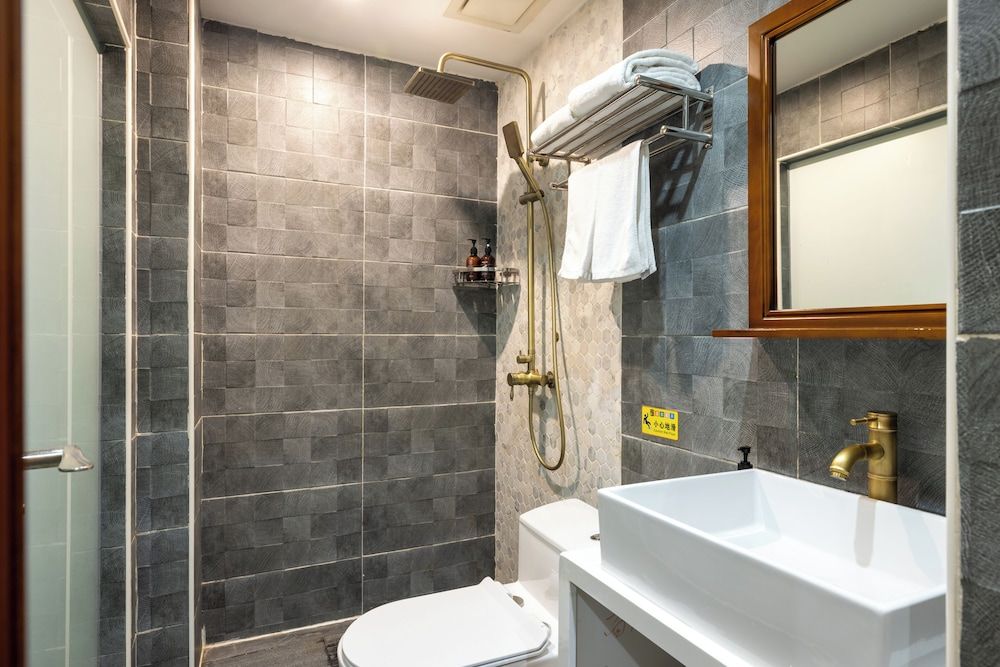 East Hotel The Forbidden City Drum Tower Signature Double Room, Non Smoking 3