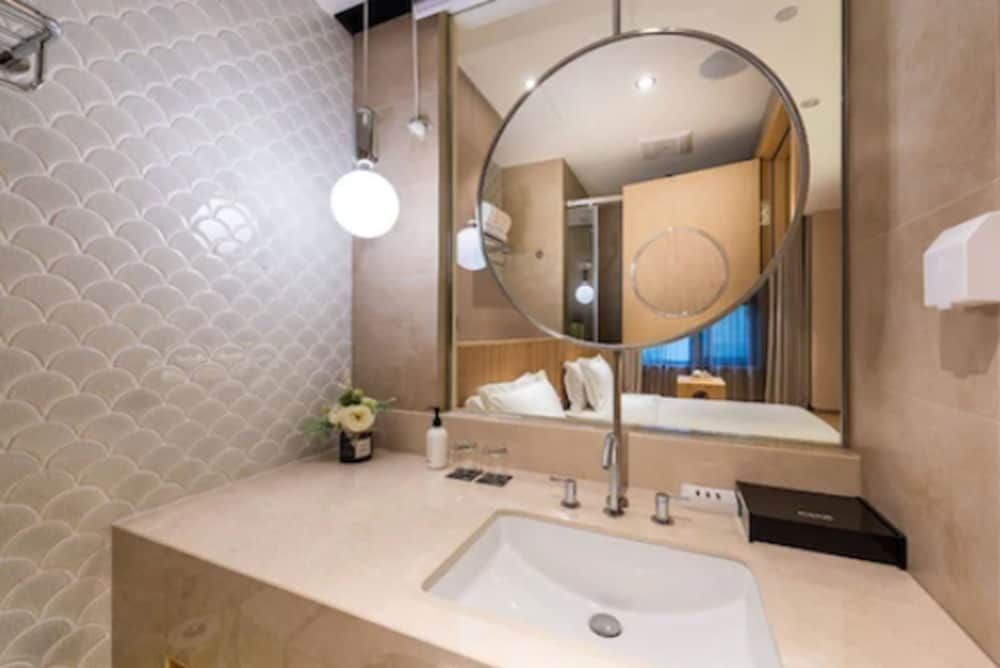 undefined Crystal Orange Hotel  Wangfujing Street 9