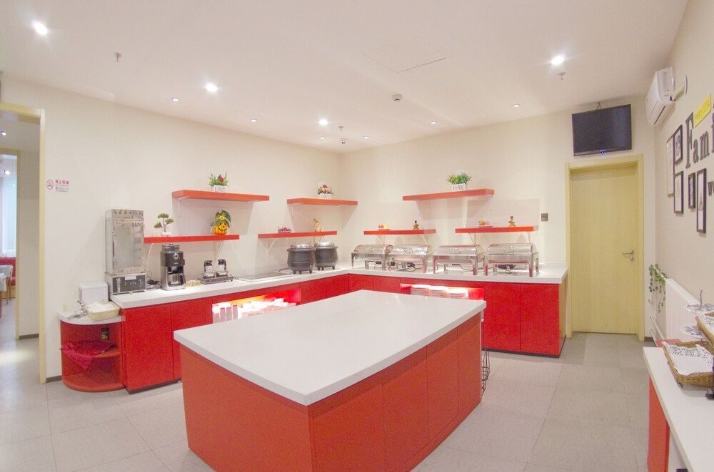 undefined ibis Beijing Tiantandongmen Metro Station Hotel 9