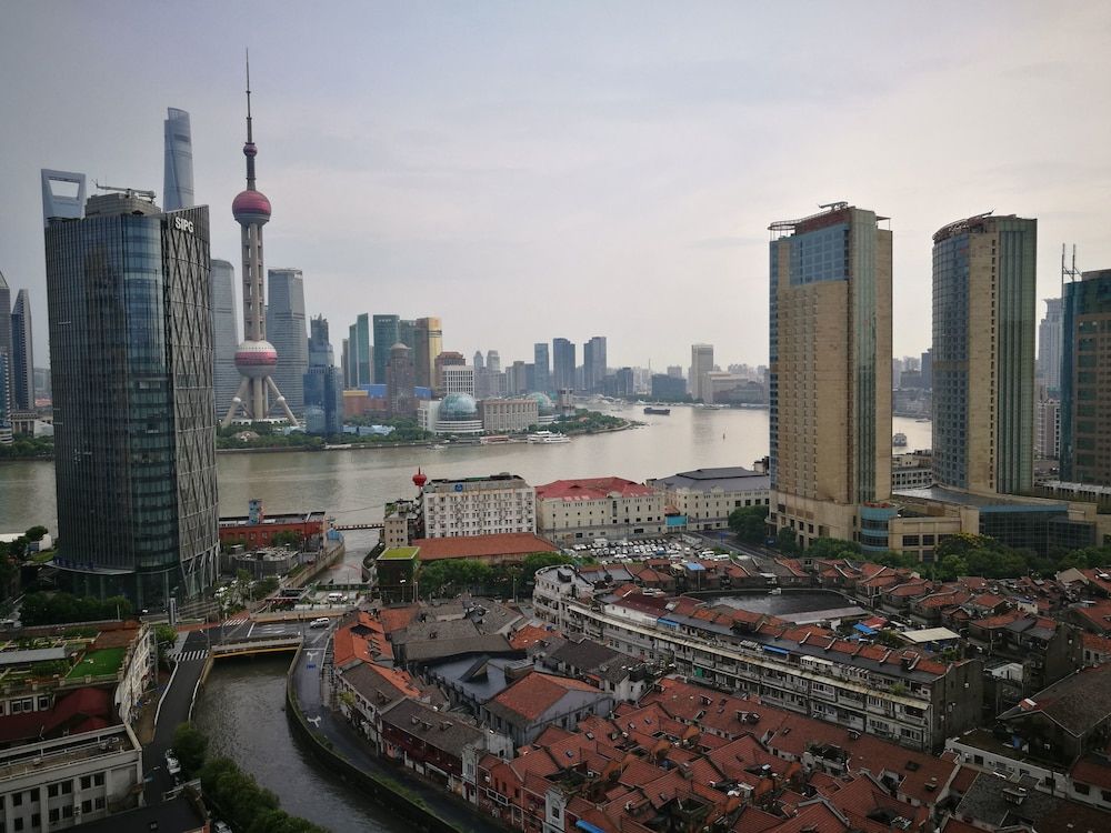 Shanghai The Bund View Guesthouse Deluxe Double Room 10