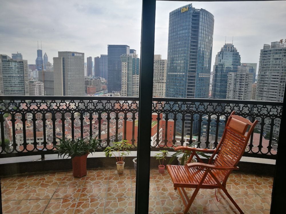 Shanghai The Bund View Guesthouse Deluxe Double Room 6