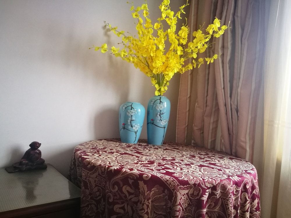 Shanghai The Bund View Guesthouse Deluxe Double Room 18