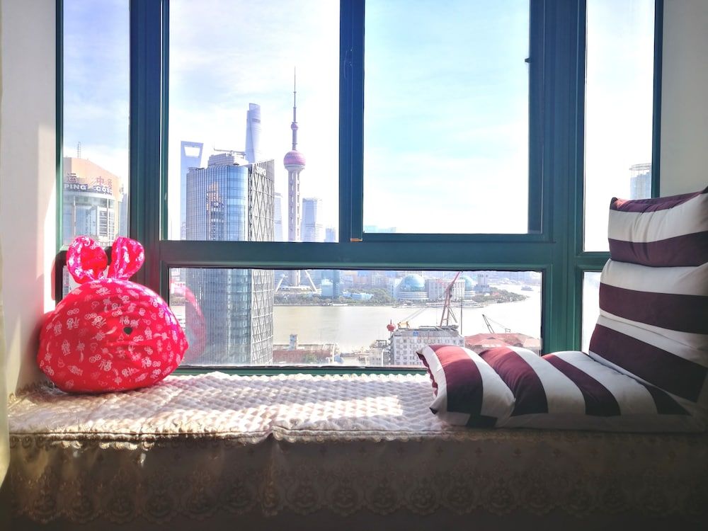 Shanghai The Bund View Guesthouse Deluxe Double Room 16