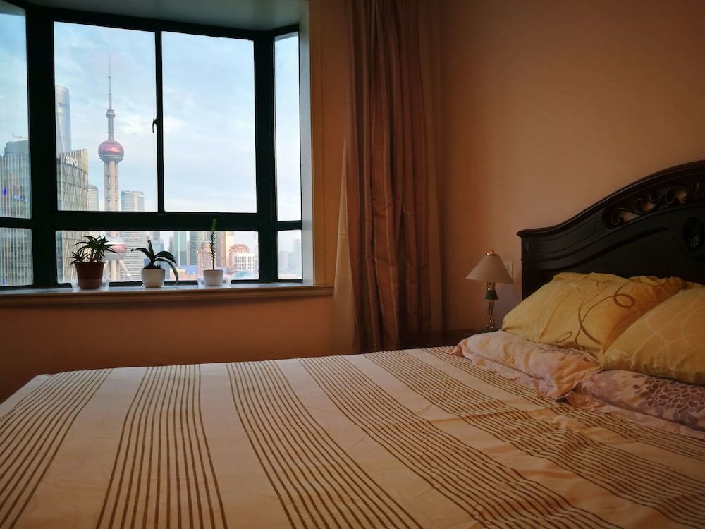 Shanghai The Bund View Guesthouse Deluxe Double Room 2